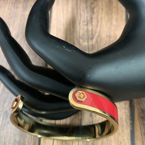 C Wonder Enameled Initial A Bracelet - Picture 3 of 3